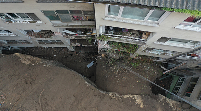 Başkan Aktaş, toprak kaymasının yaşandığı bölgeyi inceledi