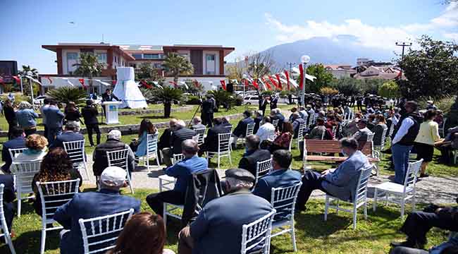 Fethiye’de sağlık çalışanları için Saygı Anıtı açıldı