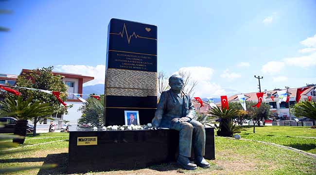 Fethiye’de sağlık çalışanları için Saygı Anıtı açıldı