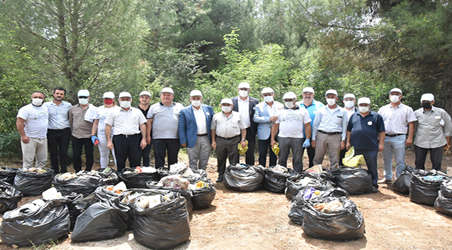 Torbalı’da vatandaşlar belediyeyle el ele 20 ton çöp topladı