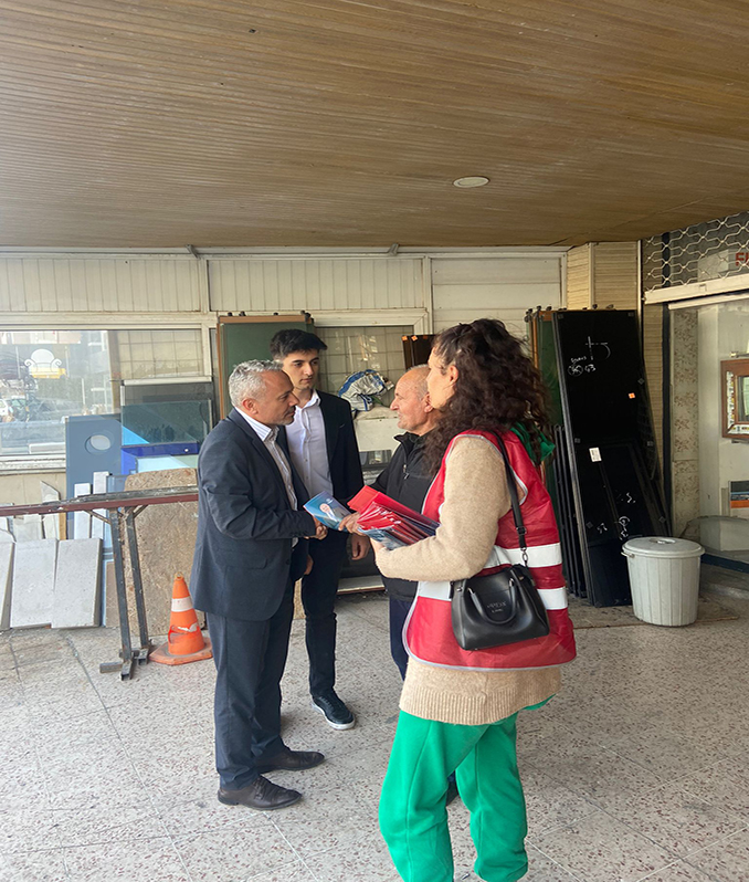 Genç Aday dopdolu geliyor