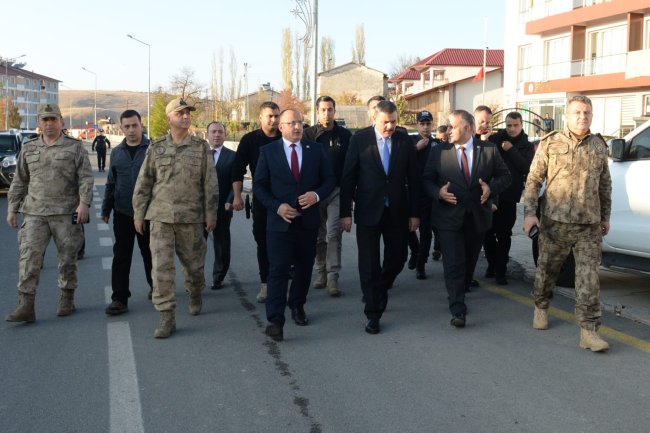 Vali Çiftçi esnaf turunda