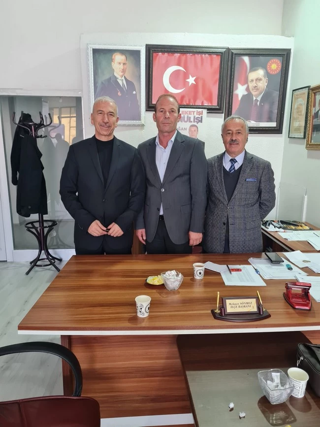 Büyükşehir Belediye Başkan aday adayı Çakmak önemli mesajlar verdi