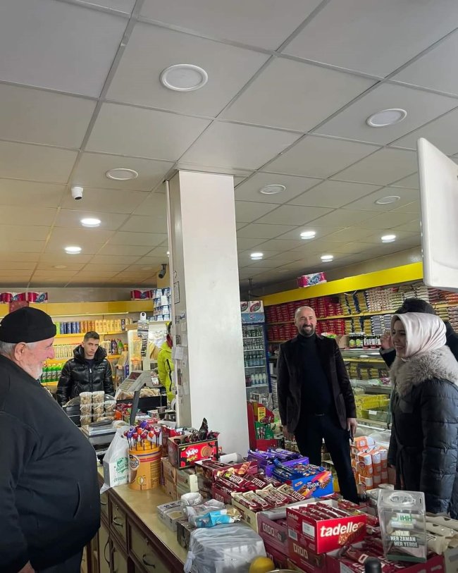 AK Parti Aziziye Belediye Başkan aday adayı Sibel Mutlu durmak bilmiyor