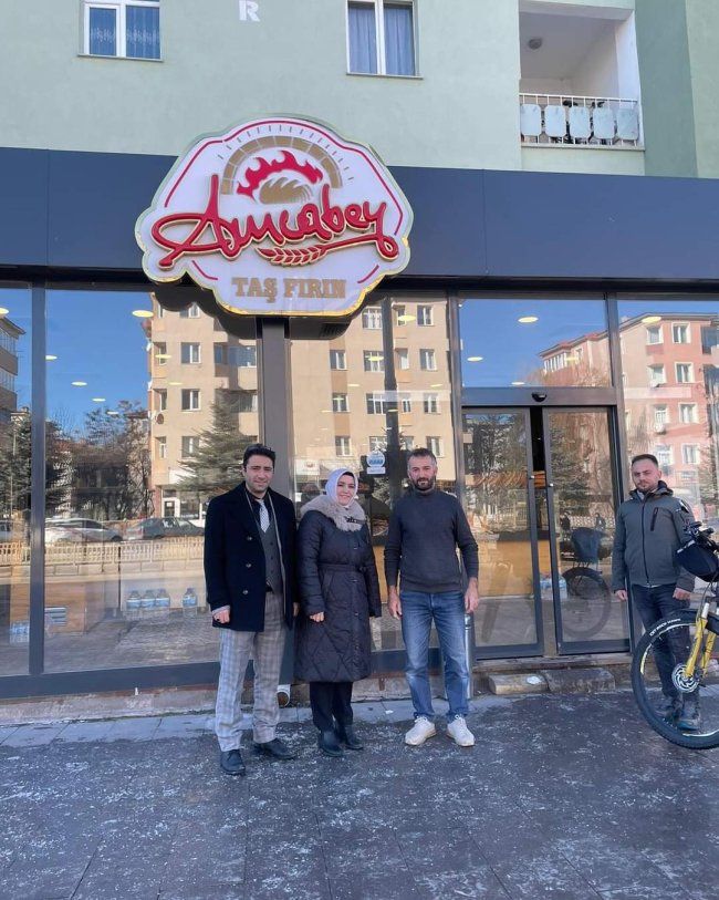 AK Parti Aziziye Belediye Başkan aday adayı Sibel Mutlu durmak bilmiyor