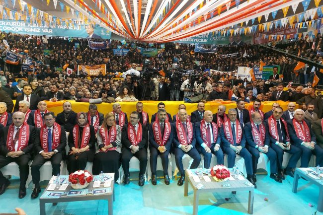 Cumhur İttifakı'nın Erzurum İlçe belediye başkan adayları tanıtıldı