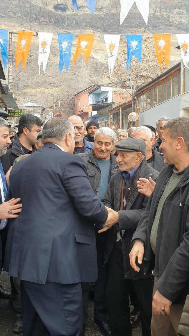 Başkan Bedir'e Miting gibi karşılama