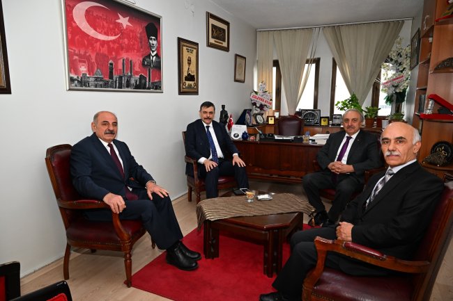 Vali Çiftçi'den ERVAK'a teşekkür