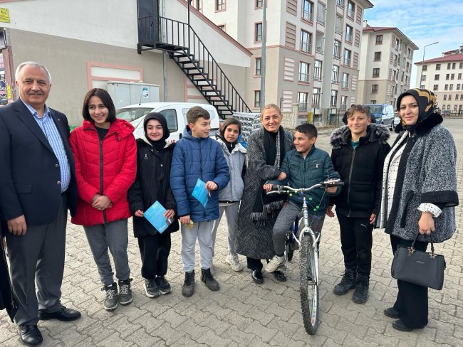 Milletvekili Öncü’den Tavlaşoğlu’na övgü