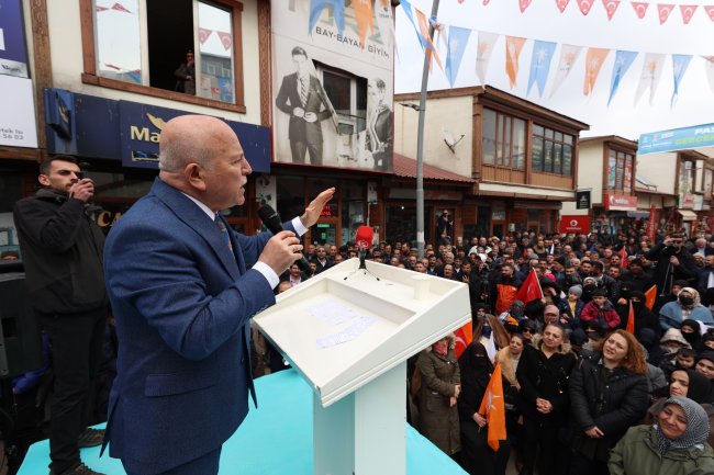 BAŞKAN SEKMEN'E PASİNLER'DE SEVGİ SELİ