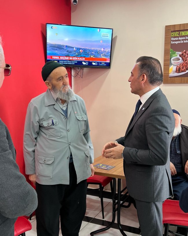 İYİ PARTİ'Lİ KARATAŞ'TAN ESNAF ZİYARETİ