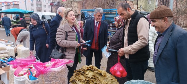 DEVA'NIN ADAYLARINDAN PAZAR ZİYARETİ