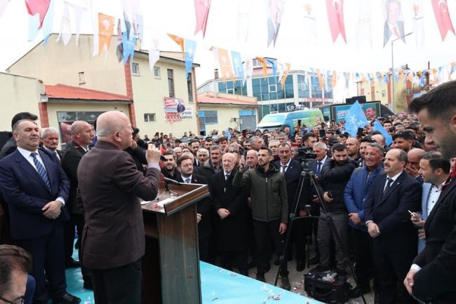 AK Parti Köprüköy Seçim Koordinasyon Merkezi açıldı