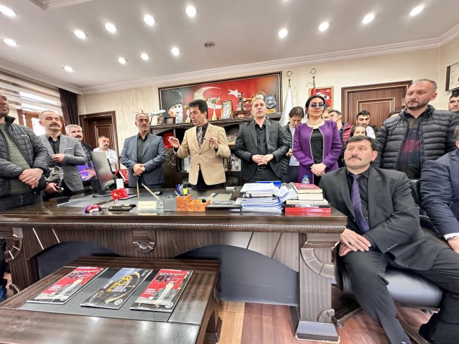 İspir Belediye Başkanı Ahmet Coşkun Mazbatasını Aldı