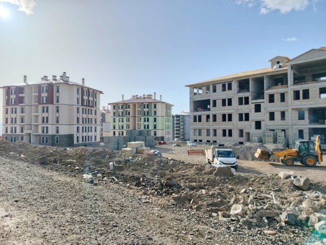 Konutlar hala teslim edilmedi