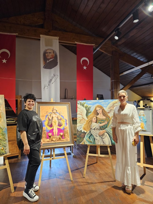 SELÇUK EFES KENT BELLEĞİ'NDE ANADOLU KÜLTÜRÜ TANRIÇALARI SERGİSİ BÜYÜK İLGİ GÖRDÜ