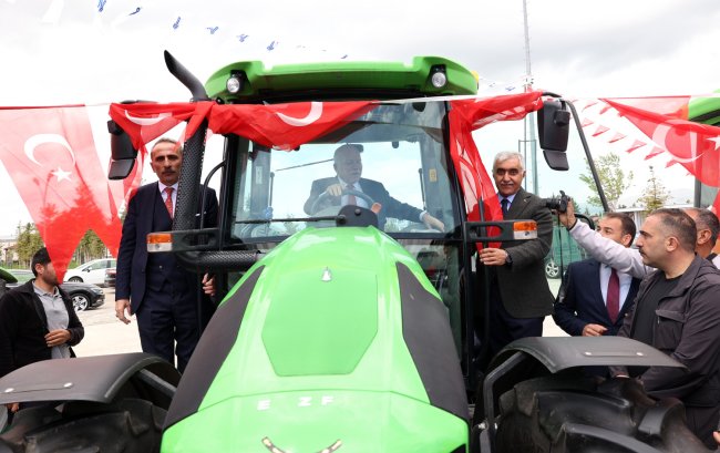 KATI ATIK TRANSFER ARAÇLARI VE 3. TARIM MAKİNALARI PARKI’NIN AÇILIŞI YAPILDI
