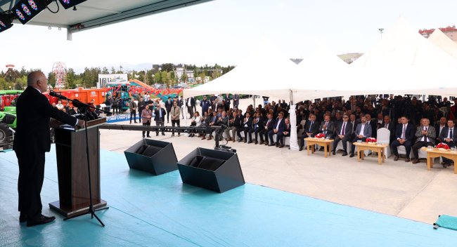 KATI ATIK TRANSFER ARAÇLARI VE 3. TARIM MAKİNALARI PARKI’NIN AÇILIŞI YAPILDI