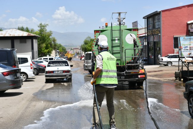 YAKUTİYE’DE BAYRAM TEMİZLİĞİ SEFERBERLİĞİ