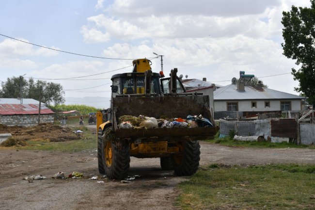 YAKUTİYE’DE BAYRAM TEMİZLİĞİ SEFERBERLİĞİ