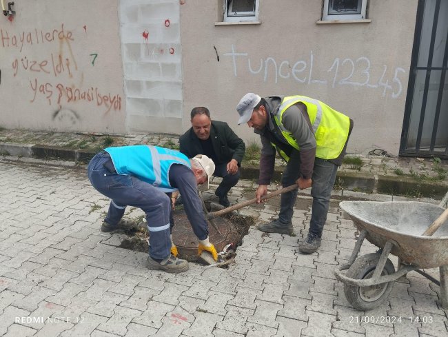 Ilıca Mahallesi Muhtarı Özkan Sekmen çalışmalarıyla takdir topluyor