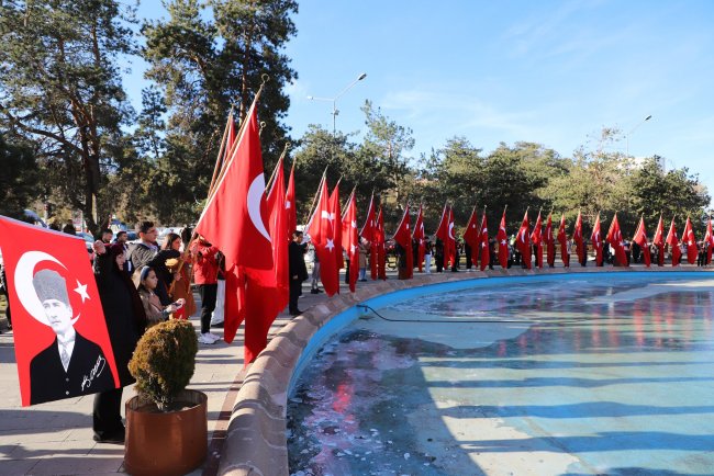 Rektör Hacımüftüoğlu: "Adımızdan Aldığımız Güçle, Geleceğe Doğru Emin Adımlarla Yürümeye Devam Ediyoruz"