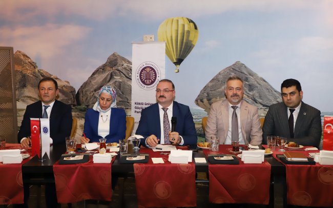 Rektör Hacımüftüoğlu, Çalışan Gazeteciler Gününde Basın Mensuplarıyla Buluştu