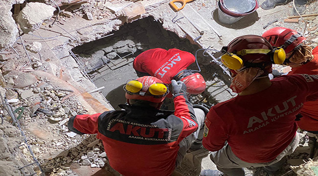 AKUT, 18 ekibi ve 268 gönüllüsüyle 13 can kurtardı