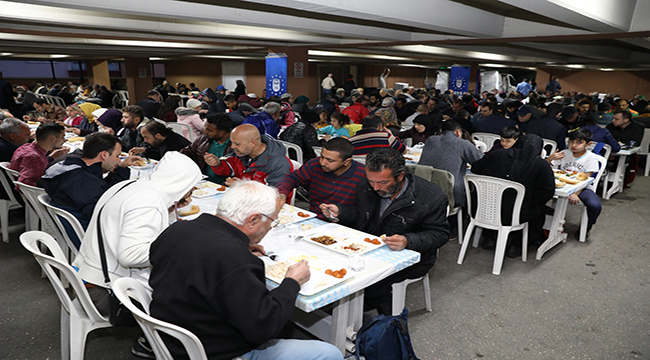 Aşevinde iftar bereketi