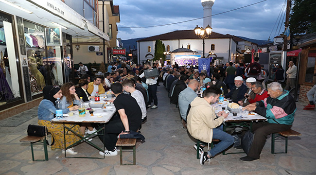 Üsküp’te gelenek bozulmadı
