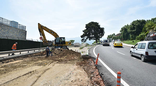 Bursa Büyükşehir Belediyesi'nden yol çalışmaları