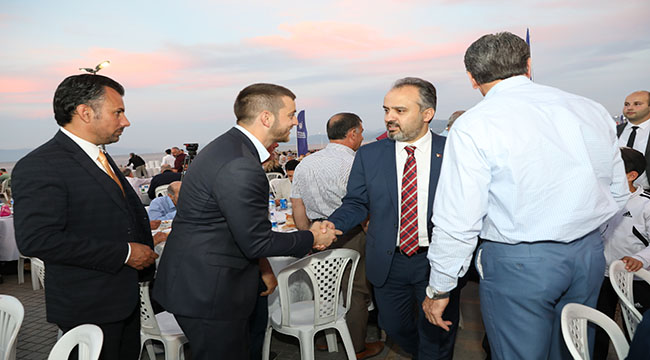 Mudanya'da denize nazır iftar