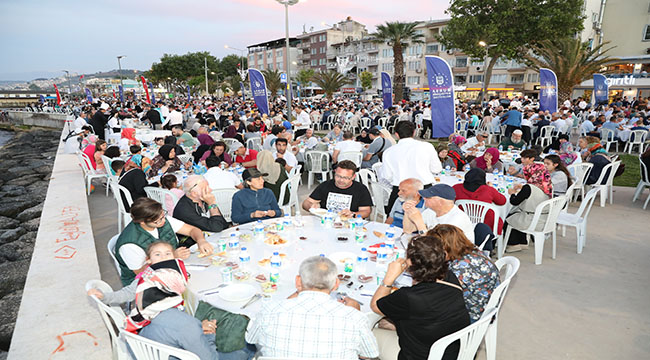 Mudanya'da denize nazır iftar