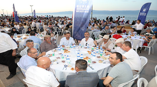 Mudanya'da denize nazır iftar