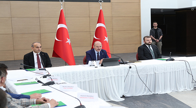 Bakan Soylu Arnavutköy'de Muhtarlarla Buluştu