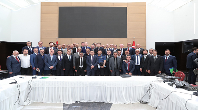 Bakan Soylu Arnavutköy'de Muhtarlarla Buluştu