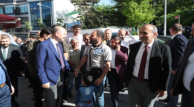 Bakan Soylu Arnavutköy'de Muhtarlarla Buluştu