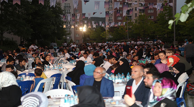 Arnavutköy’de Geleneksel Mahalle İftarları