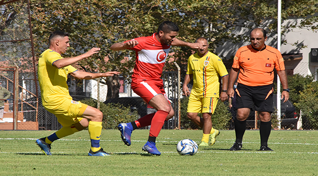 YEŞİL SAHADA TÜRKİYE-ROMANYA DOSTLUĞU