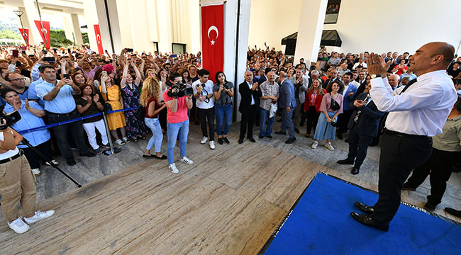 "İzmir Türkiye'nin umudu"