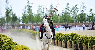 ETNOSPOR KÜLTÜR FESTİVALİ'NDE GELENEKSEL SPORLARIN HEYECANI DEVAM EDİYOR