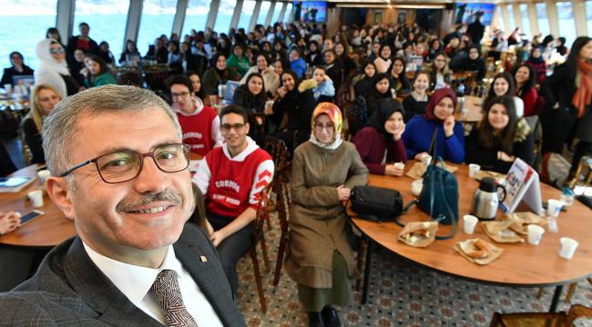 Mithatpaşa Mesleki ve Teknik Anadolu Lisesi Valide Sultan Gemisi&#039;nde