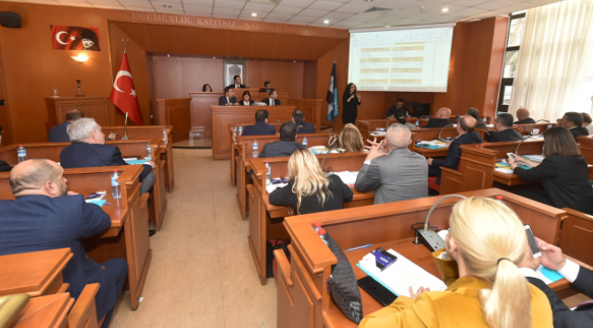 Belediye Meclisi Rıza Akpolat Başkanlığında İlk Kez Toplandı