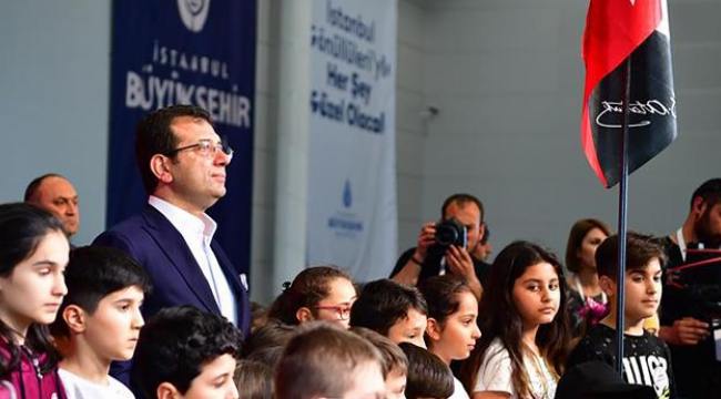 Başkan İmamoğlu &#039;&#039;İstanbul Gönüllüleri&#039;&#039;ile  bir araya geldi
