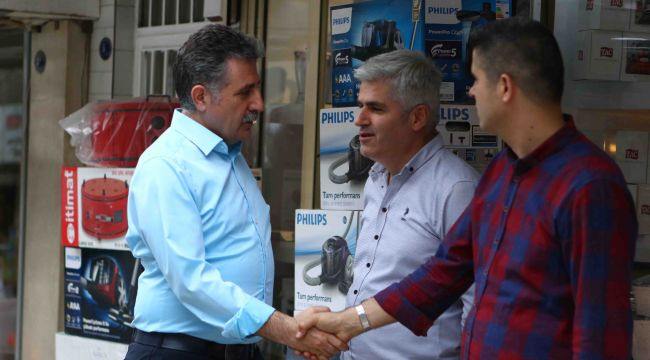 Başkan Sandal Sahaya indi