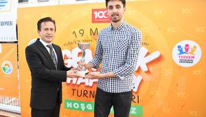 Tuzla Belediyesi, Milli Mücadele'nin 100. Yılında Gençlik Turnuvaları Düzenledi