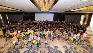 AbbVie Gönüllüleri Toçev'li Çocukların Bisiklet Heyecanına Ortak Oldu