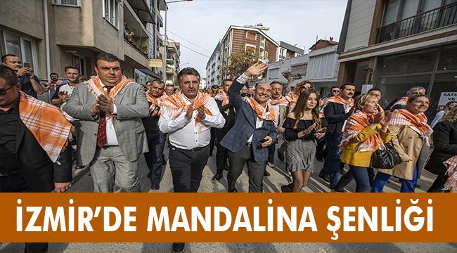 İzmir'de turuncu şenlik başladı