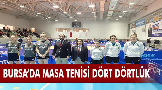 Masa tenisi dört dörtlük