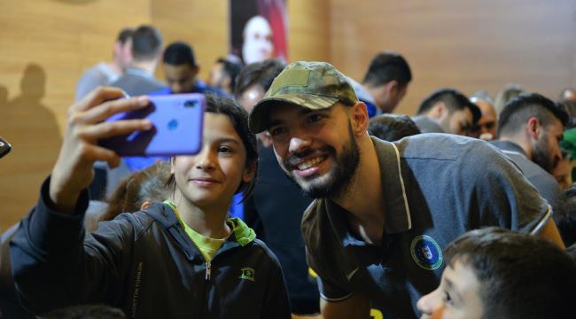 Efeler tecrübelerini aktardı